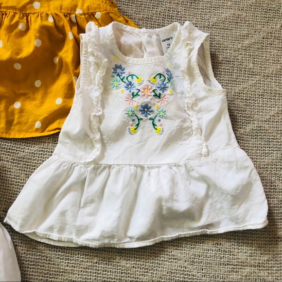 Sleeveless blouse bundle - Picture 4 of 7